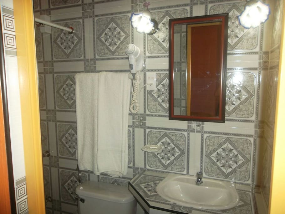 'Bathroom 1' Casas particulares are an alternative to hotels in Cuba.